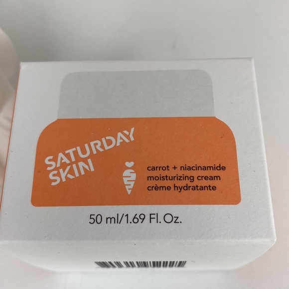 Saturday Skin moisturizing cream NEW! 50 ml./1.69 fl.oz. - Picture 3 of 15